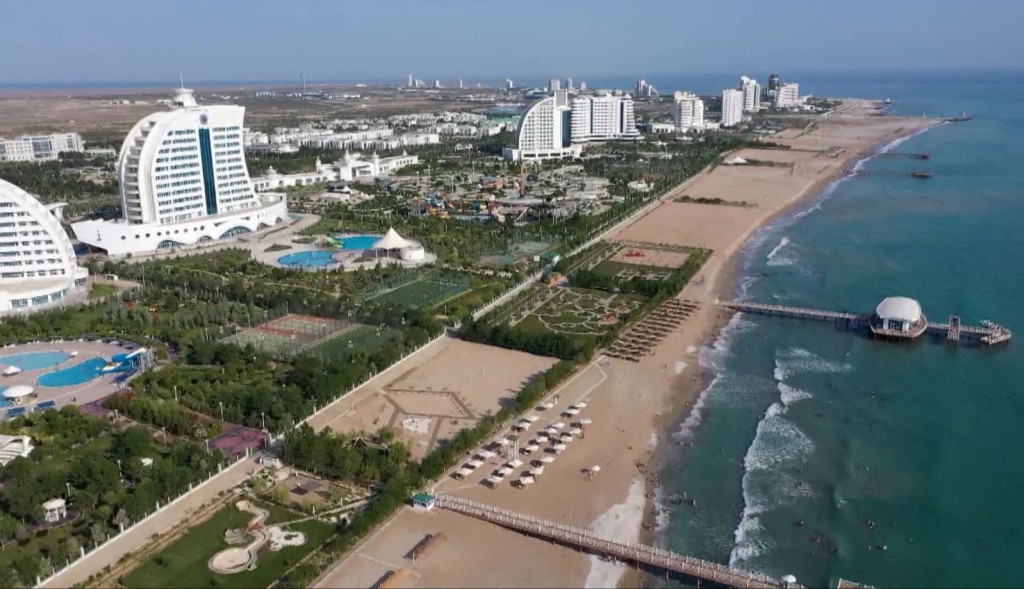 International Conference "Caspian Sea - Sea of Friendship and Peace" Starts in Avaza