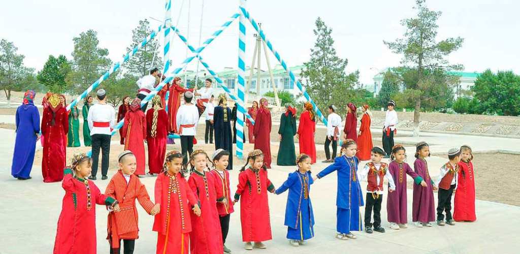 В Туркменистане широко отметили Курбан байрамы