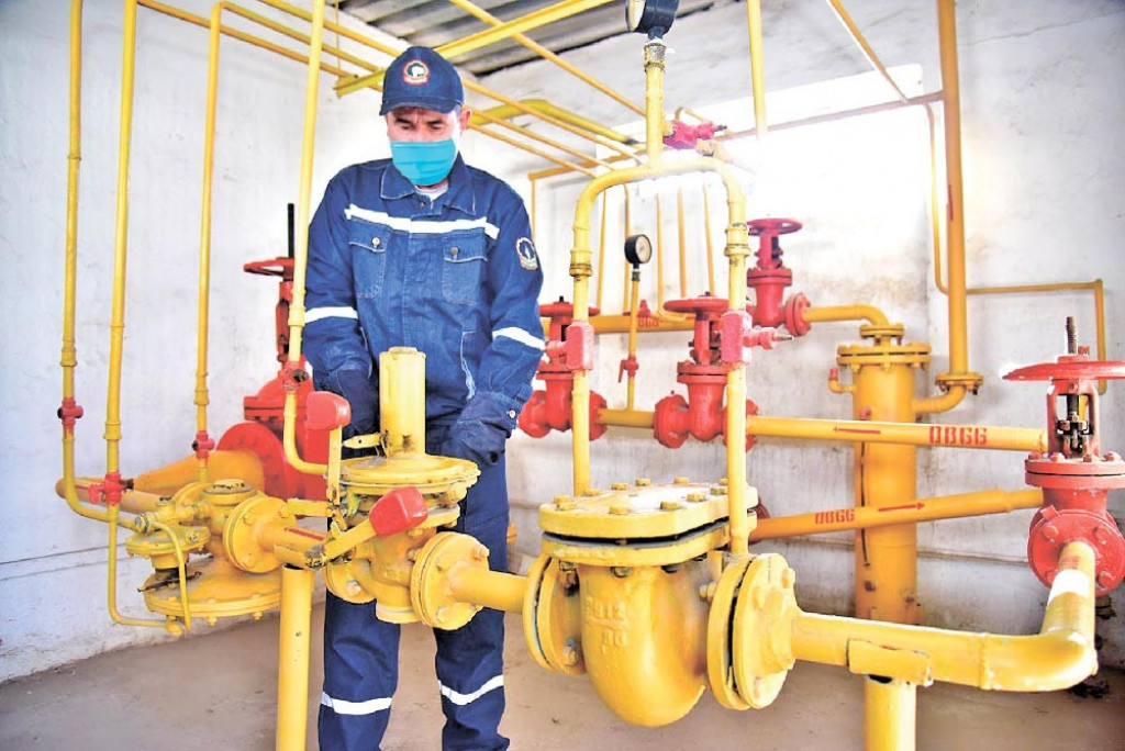 High-quality maintenance of gas networks of Chardzhou province