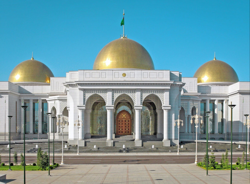 President of Turkmenistan congratulated the President of the UAE on National Day