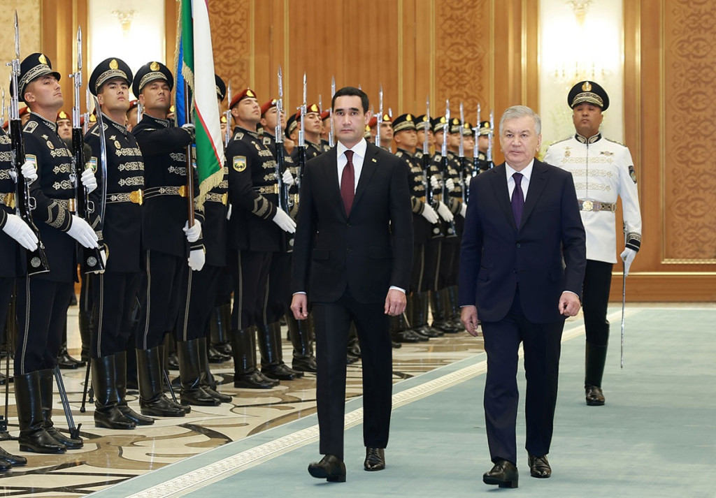 President of Turkmenistan arrives on a state visit to Uzbekistan
