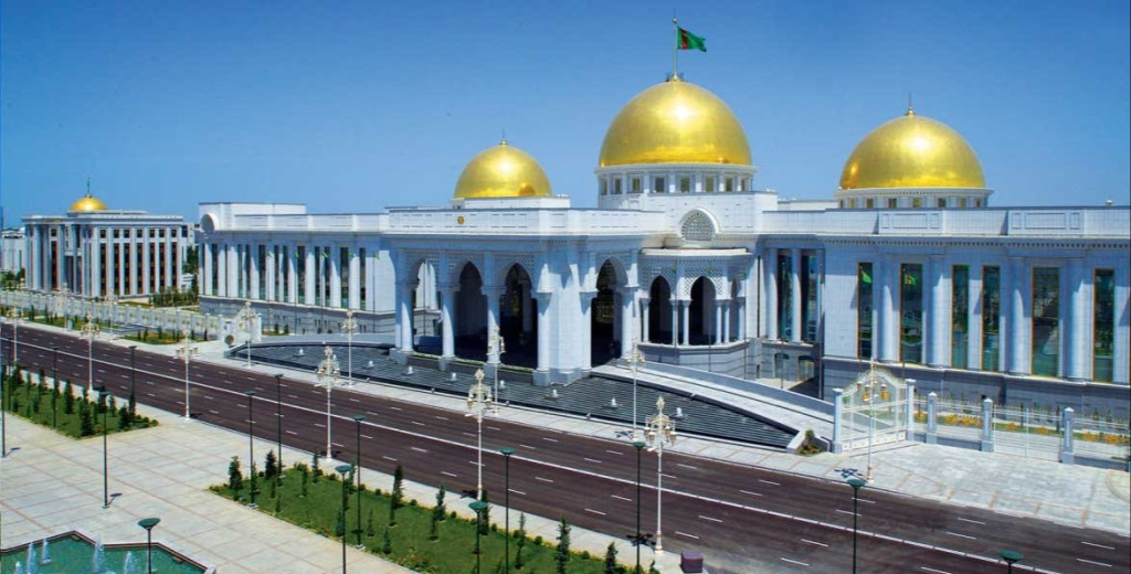 US President invites Turkmen Leader to a meting at the White House